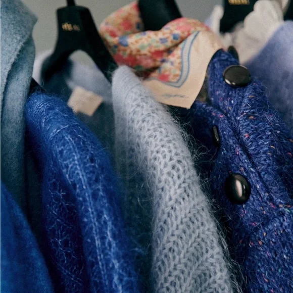 Sézane Vintage Blue V-Neck Achille Cardigan - Picture 5 of 14